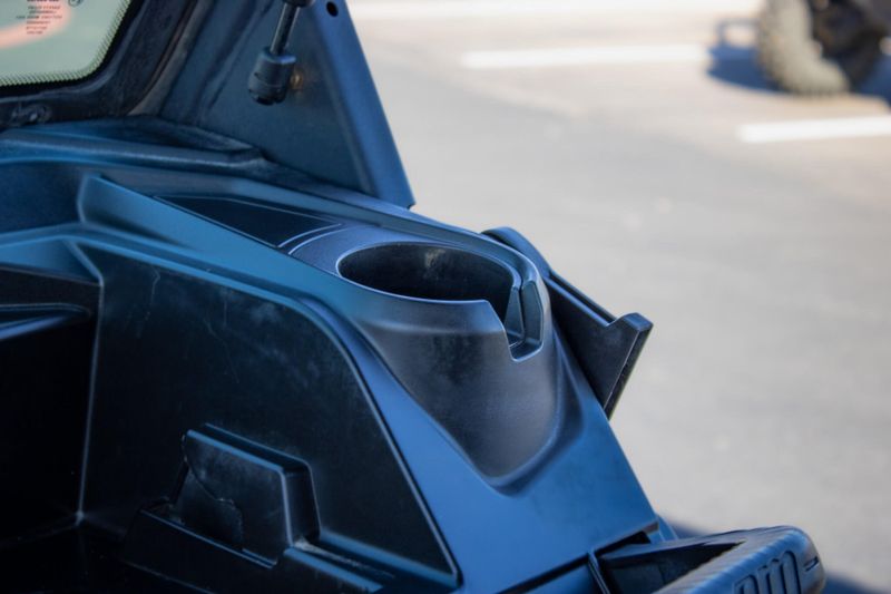 USED 2021 CAN-AM SSV DEFENDER MAX XT HD10 Image 26