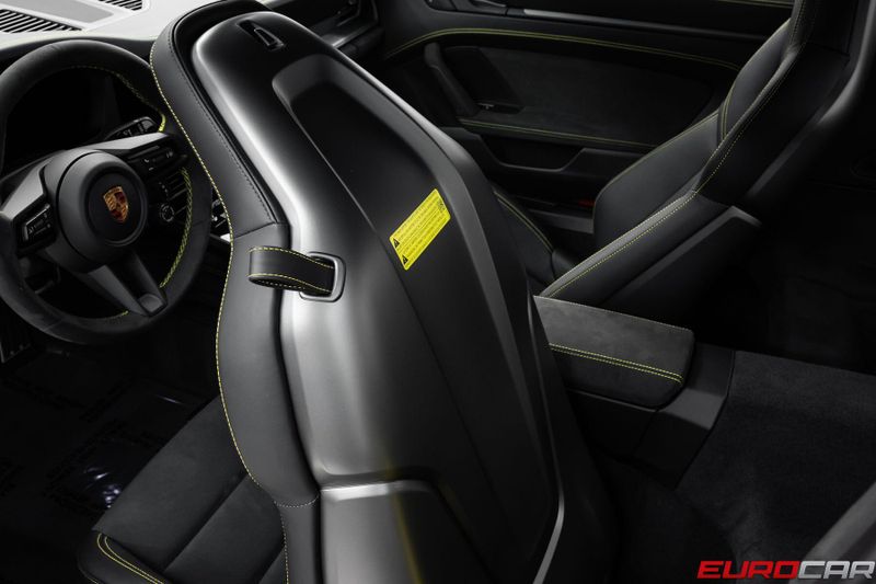 2026 Porsche 911 GT3 *6-SPEED MANUAL * SPORT SEATS PLUS*Image 38