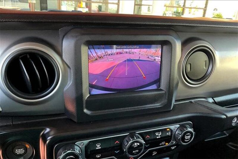 2021 Jeep Wrangler Unlimited Sport SImage 21