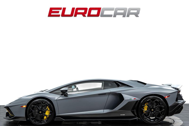 2022 Lamborghini Aventador LP 780-4 Ultimae *HUGE CARBON OPTIONS * FULL PPF*Image 2