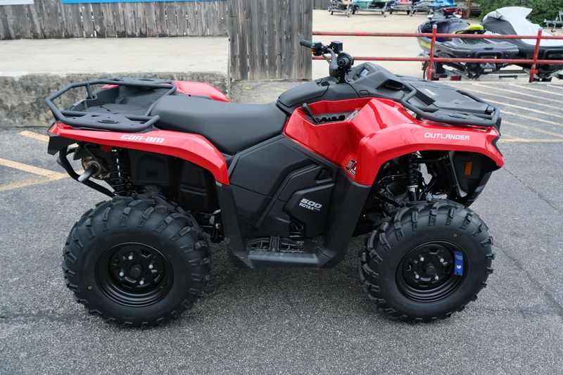 2025 Can-Am OUTLANDER DPS 500 LEGION RED Image 7