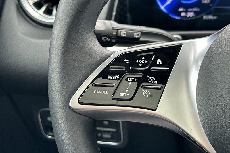 2024 Mercedes-Benz EQB 300Image 27