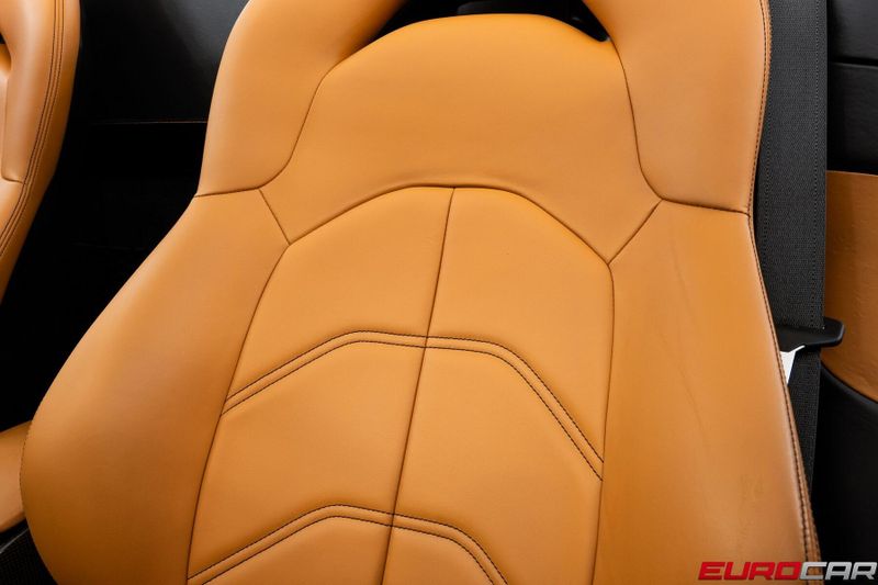 2017 Ferrari 488 Spider *CARBON INTERIOR * IMMACULATE CONDITION*Image 43