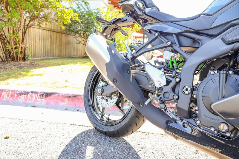 NEW 2026 KAWASAKI NINJA ZX4RR ABS Image 14