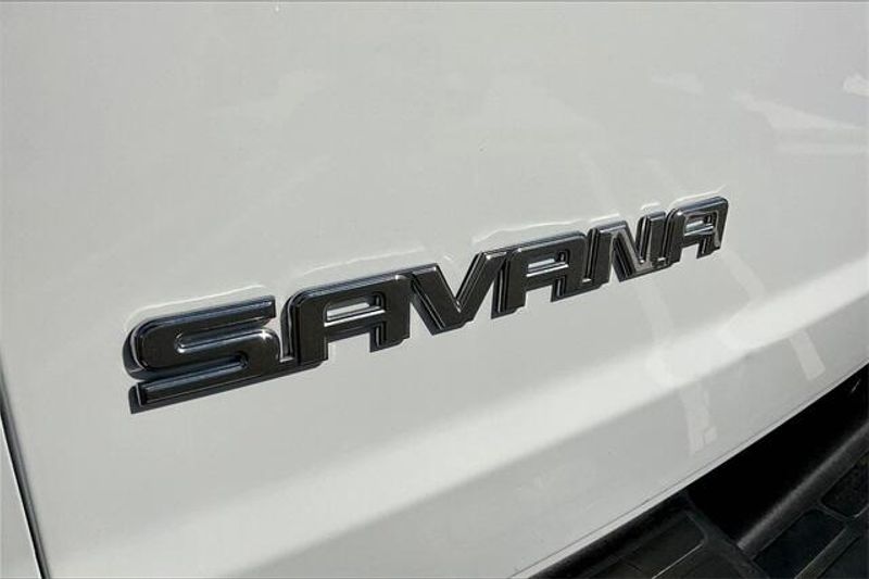 2021 GMC Savana Cargo Work VanImage 6