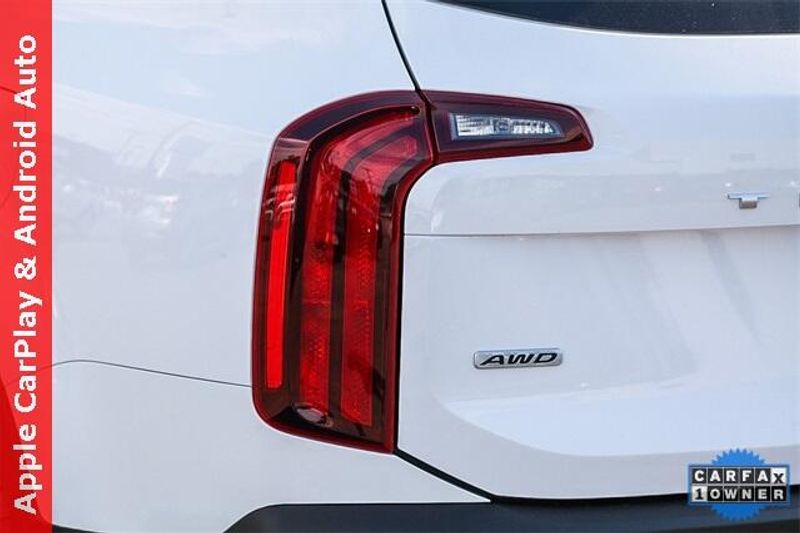 Used 2022 Kia Telluride LXImage 18