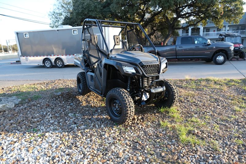 2025 Honda PIONEER 520 SLATE GRAYImage 11