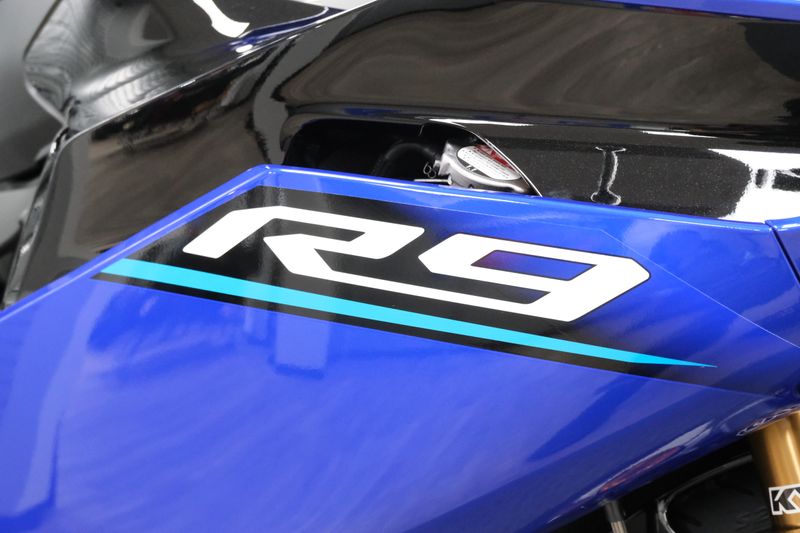 NEW 2026 YAMAHA YZFR9 Image 12