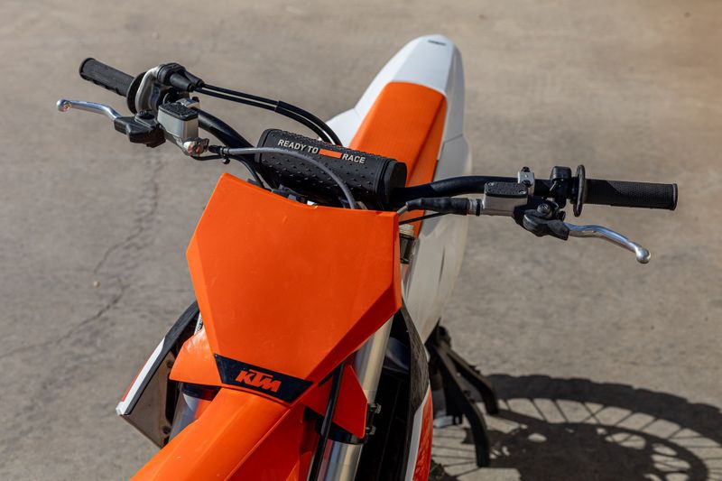 2023 KTM 350 SX-F in a ORANGE exterior color. Family PowerSports (877) 886-1997 familypowersports.com 