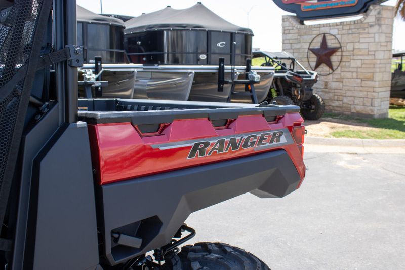 NEW 2026 POLARIS RANGER CREW XP 1000 PREMIUM Image 16