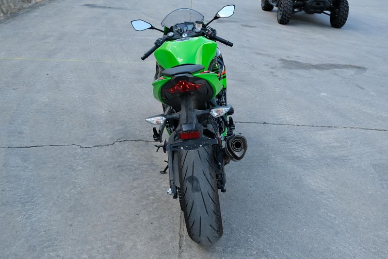 2023 Kawasaki NINJA ZX6R GREEN Image 4