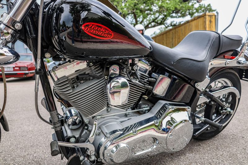 2004 HARLEY SOFTAIL STANDARD  BLACK Image 21