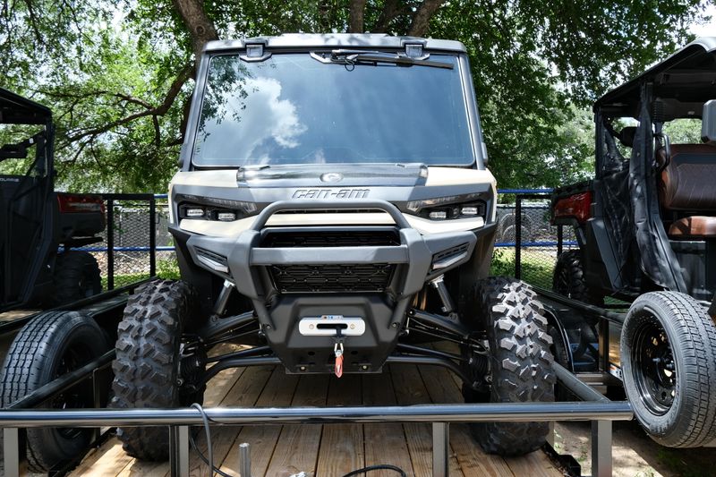 NEW 2026 CAN-AM DEFENDER MAX LIMITED CAB HD11 Image 2
