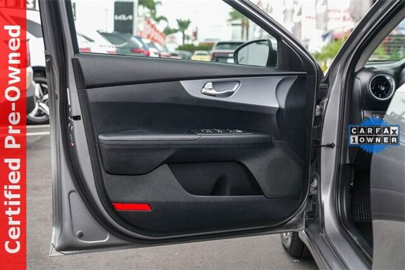 Used 2023 Kia Forte LXSImage 21