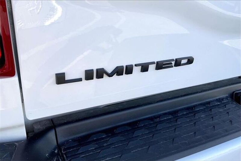 New 2026 RAM 3500 Limited Crew Cab 4x4 8