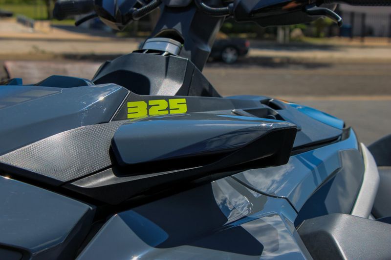 2025 SEADOO RXPX 325 WITH SOUND SYSTEM ICE METAL AND MANTA GREEN Image 14
