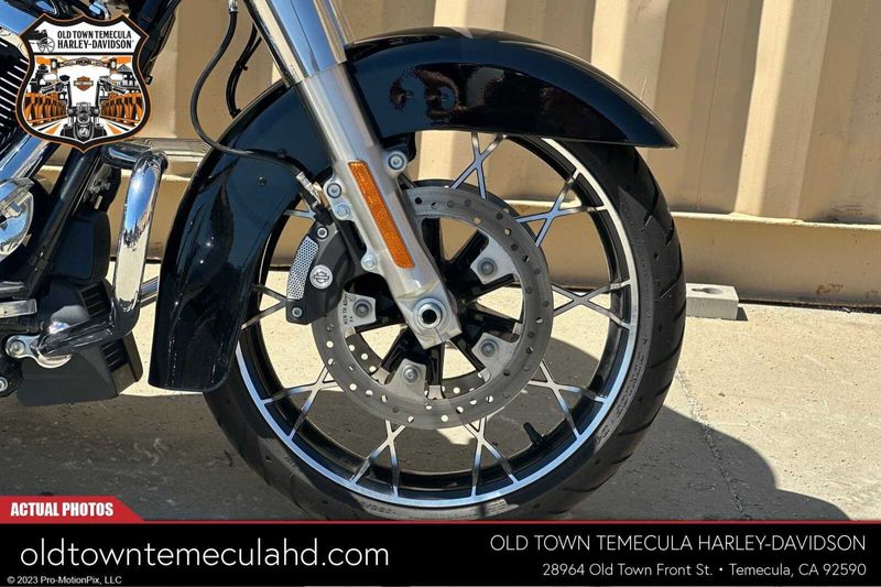 2022 Harley-Davidson Street Glide in a Black exterior color. BMW Motorcycles of Temecula – Southern California (951) 506-6903 bmwmotorcyclesoftemecula.com 