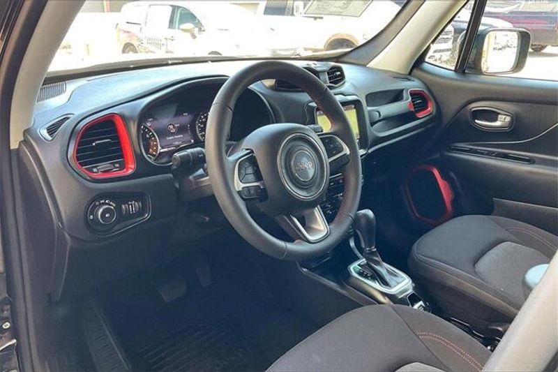 2023 Jeep Renegade TrailhawkImage 14