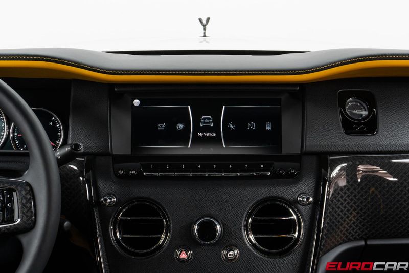 Used 2024 Rolls-Royce Cullinan Black Badge *BESPOKE INTERIOR*Image 32