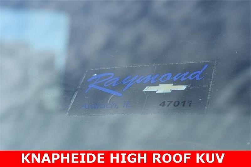 New 2025 Chevrolet Express 3500 Work VanImage 30