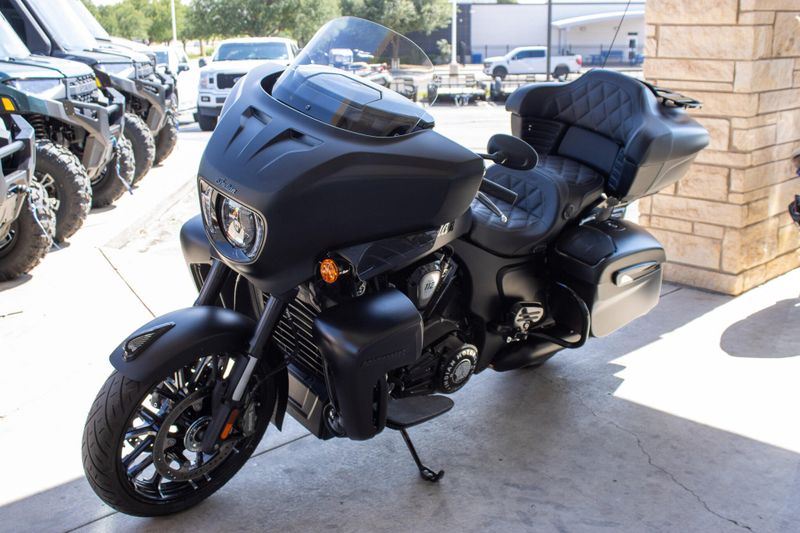 USED 2025 INDIAN MOTORCYCLE ROADMASTER POWER PLUS  DARK HORSE Image 2