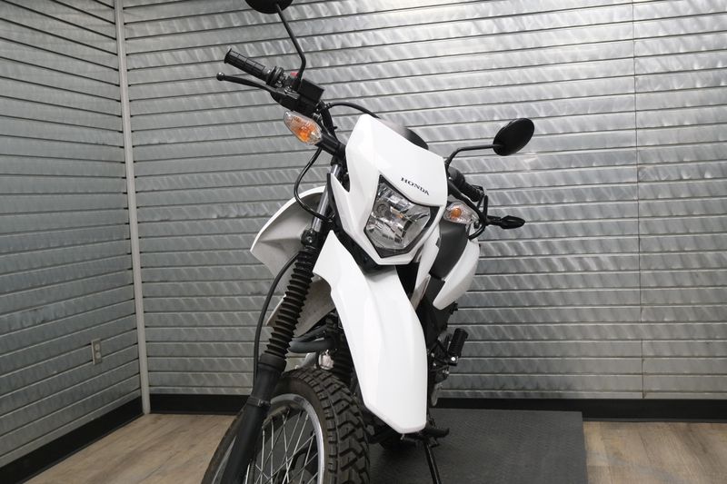 NEW 2026 HONDA XR150L Image 9