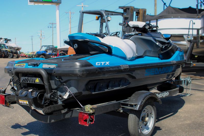 2020 SEADOO GTX 170 BLUE Image 3