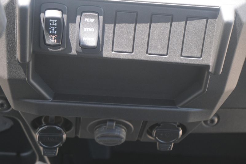 2025 Polaris RANGER CREW XP 1000 PREMIUM PURSUIT CAMO Image 18