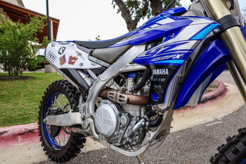 2020 Yamaha YZ450FX  TEAM BLUE Image 11