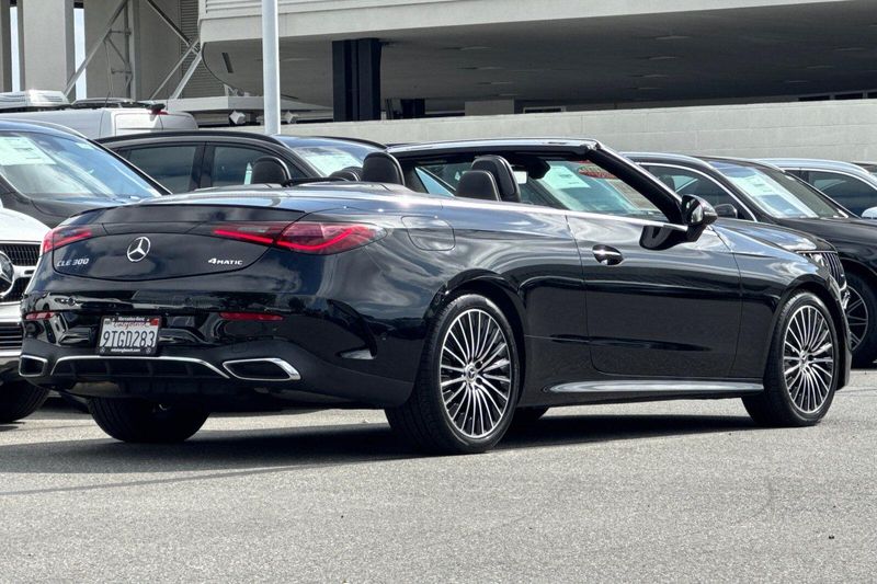 Used 2024 Mercedes-Benz CLE 300Image 4