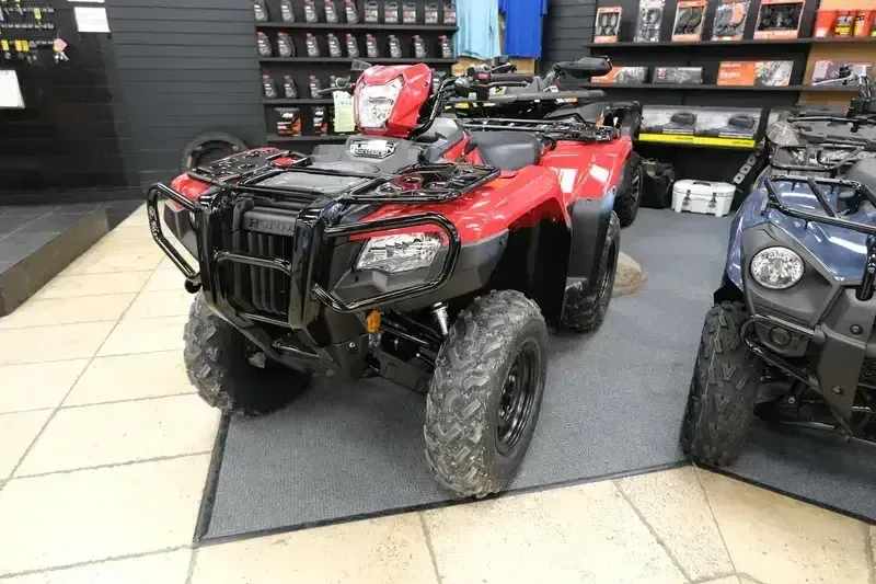 New 2026 Honda FOREMAN RUBICON DCT EPS HERO RED Image 11