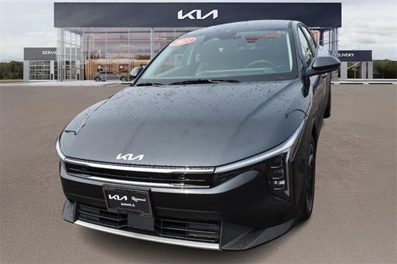 2025 Kia K4 EXImage 7