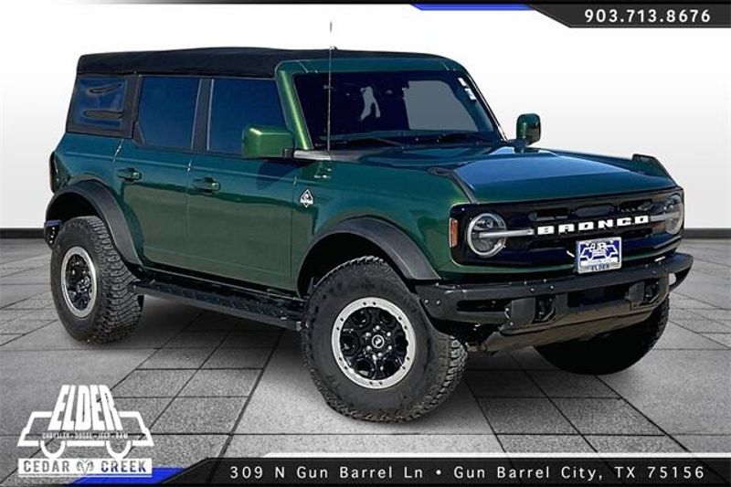 2022 Ford Bronco Outer BanksImage 1