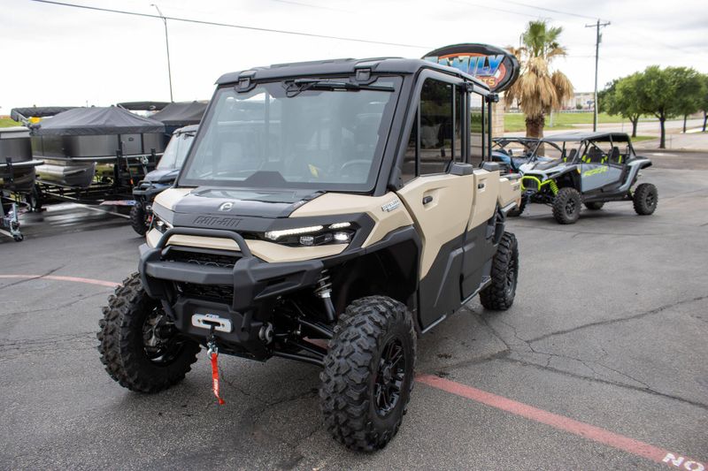 NEW 2026 CAN-AM DEFENDER LIMITED CAB HD11 Image 50