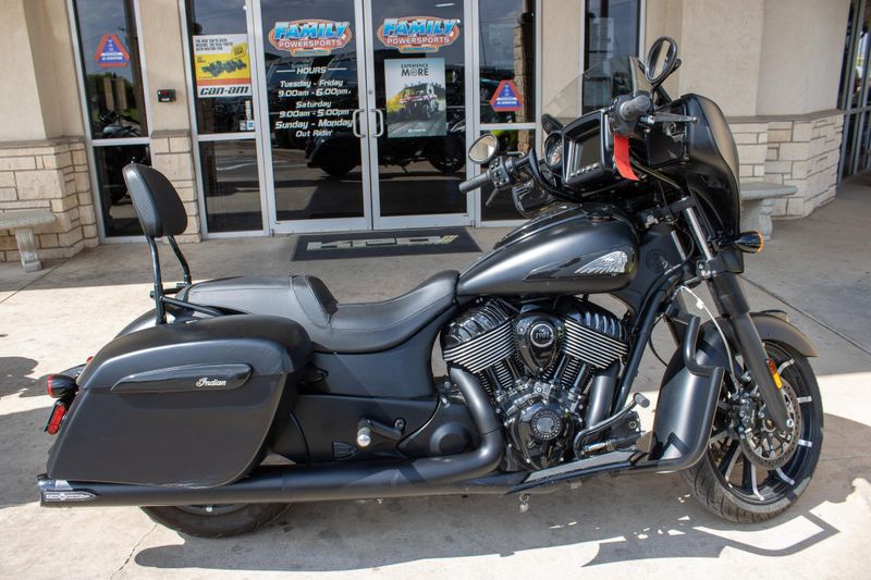 USED 2023 INDIAN MOTORCYCLE CHIEFTAIN DARK HORSE Image 1