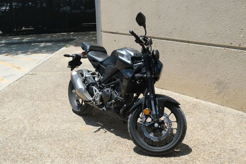 2024 Honda CB300R ABS BLACK Image 1