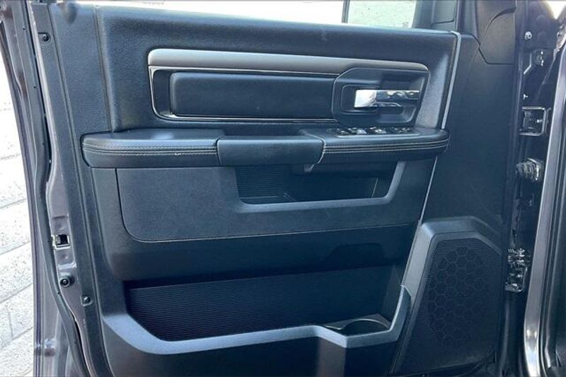 2018 RAM 1500 NightImage 22