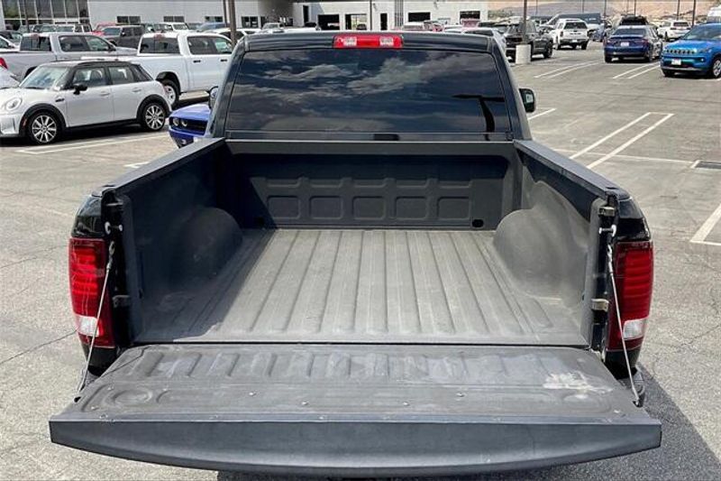 2021 RAM 1500 Classic WarlockImage 34
