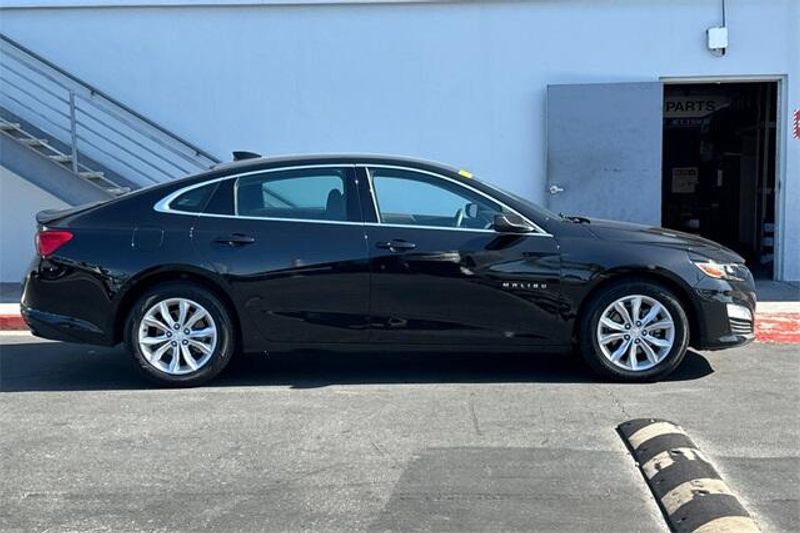 Used 2024 Chevrolet Malibu LTImage 3