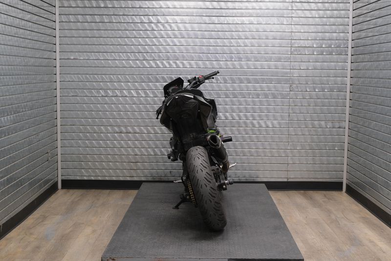 USED 2020 KAWASAKI Z400 ABS Image 4