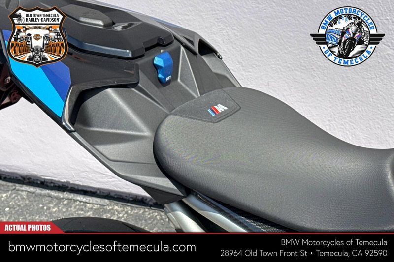 2025 BMW M 1000 RImage 10