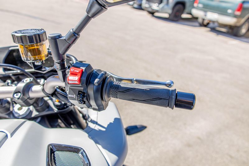 NEW 2026 YAMAHA MT10 Image 9