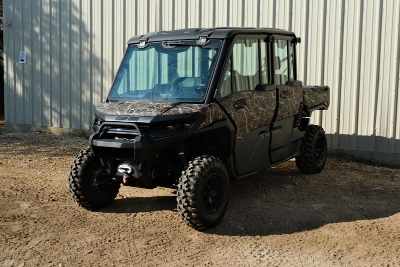 NEW 2026 CAN-AM DEFENDER MAX XT CAB HD11 WITH 1025 INCH TOUCHSCREEN Image 7