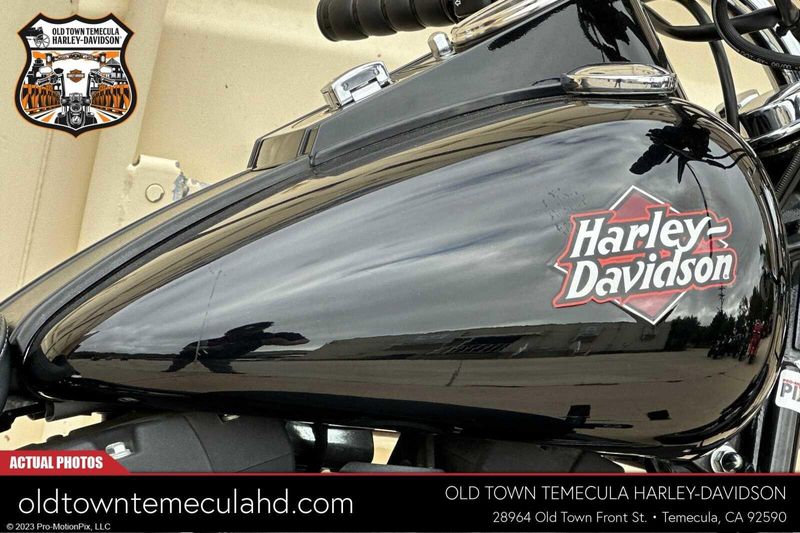 2001 Harley-Davidson FXSTB   in a VIVID BLACK exterior color. BMW Motorcycles of Temecula – Southern California (951) 506-6903 bmwmotorcyclesoftemecula.com 