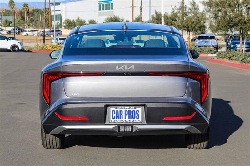 New 2025 Kia K4 EXImage 16