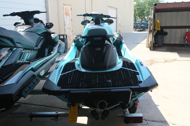 2025 Yamaha VX LIMITED HO MINT Image 2