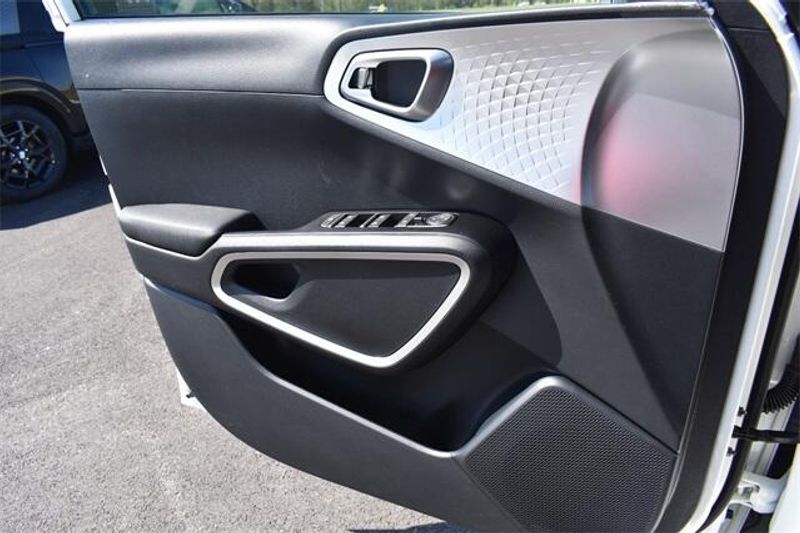 New 2025 Kia Soul SImage 29