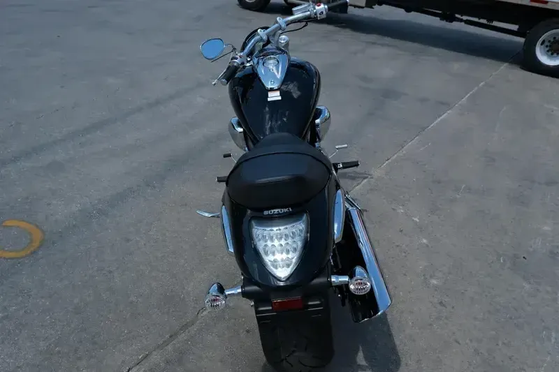 NEW 2025 SUZUKI BOULEVARD M109R Image 12