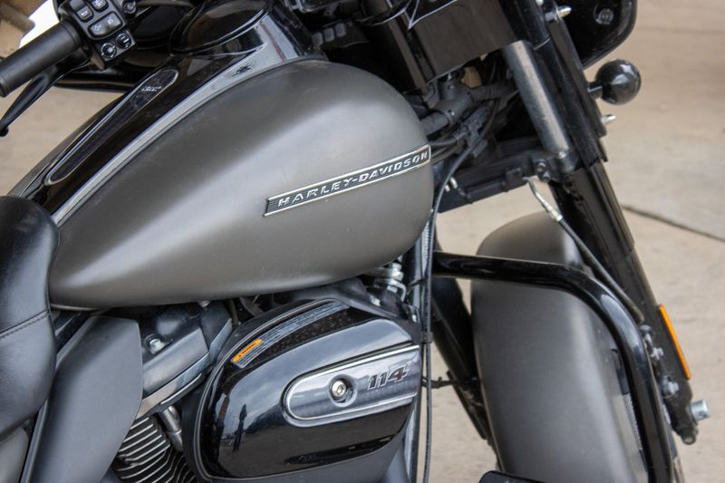 USED 2019 HARLEY STREET GLIDE SPECIAL Image 9