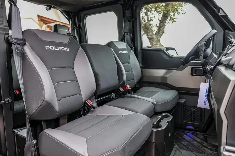 2025 Polaris RANGER CREW XD 1500 NORTHSTAR EDITION ULTIMATE GHOST WHITE METALLIC SMOKE Image 13